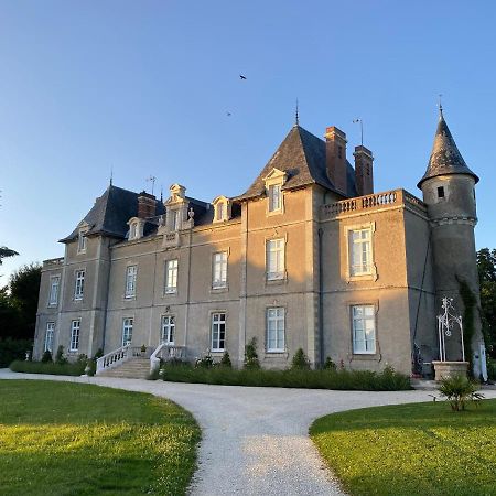 Chateau De St-Fulgent, Gite La Tour Saint-Fulgent Buitenkant foto